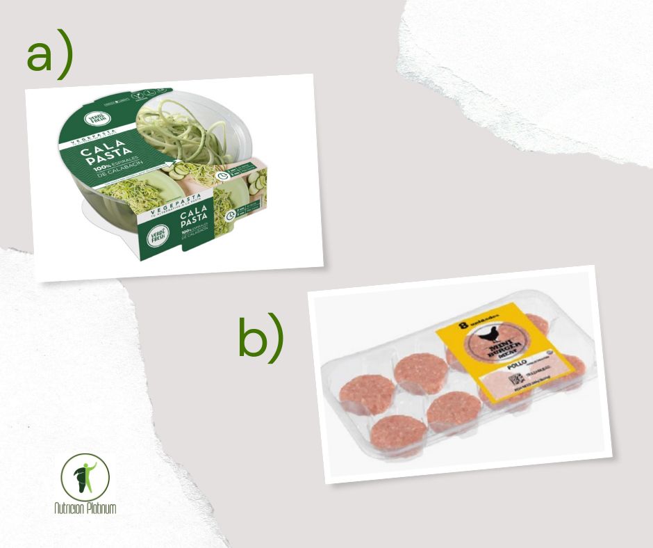 Espaguetis de calabacín y guindilla con hamburguesas de pollo.